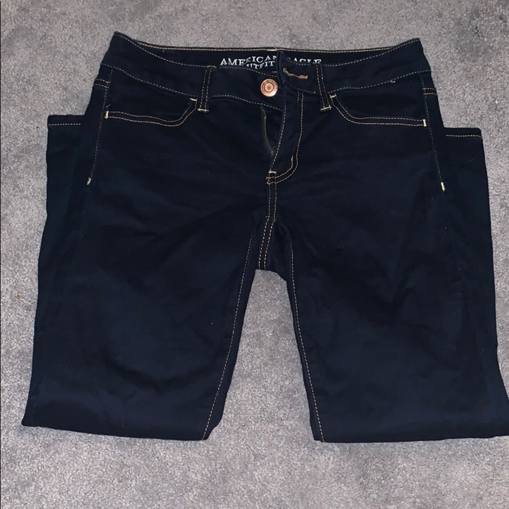 American eagle dark wash capri jeans